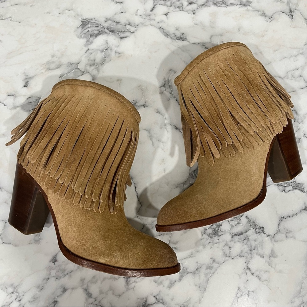 Frye Ilana Fringe Suede Tan Short Bootie Ankle Boots in Sand Western Size 8B - Picture 7 of 11